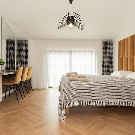 Uus Volta * Ταλίν